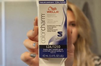 Dying Hair Using Wella Color Charm ft Wella Color charm 12A & T18