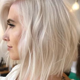 15 Platinum hair colour - Bob style